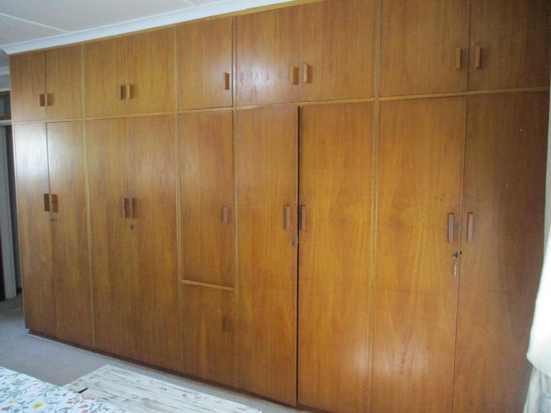 4 Bedroom Property for Sale in Heuwelsig Free State
